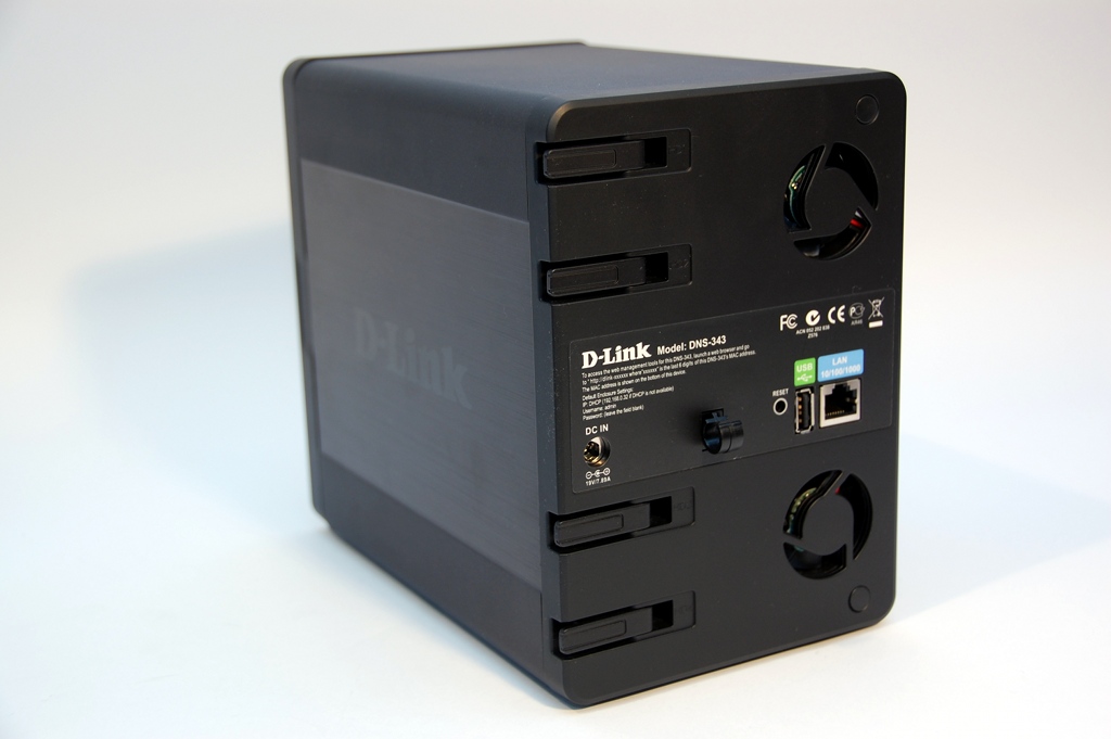 D-Link DNS-343