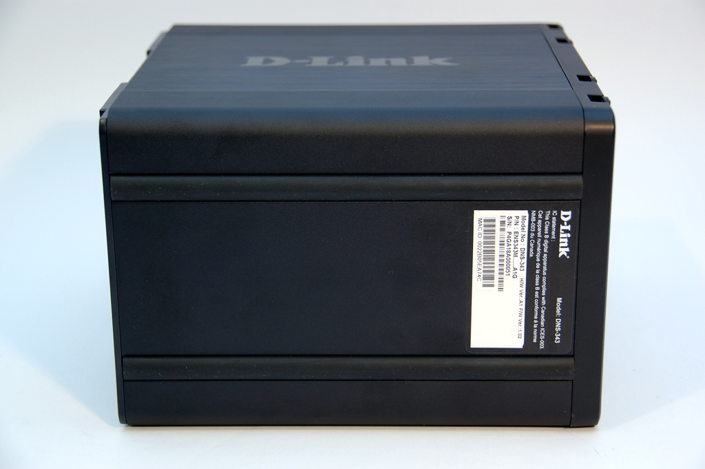 D-Link DNS-343